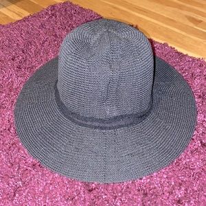 Abercrombie & Fitch Hat